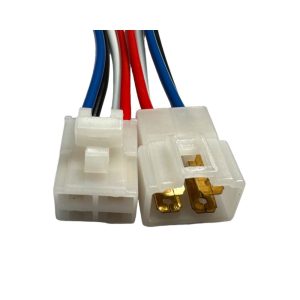 Juego Conectores Eléctricos 4 Vías ISKRO